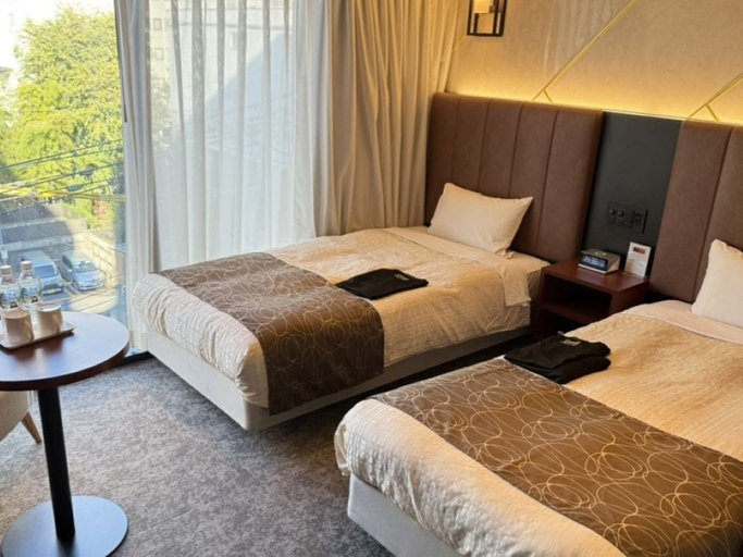 Bedroom 8