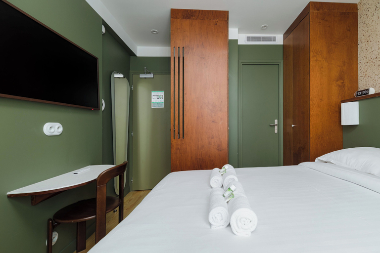 Bedroom 3, Hotel Paris La Belle - Marais, Paris