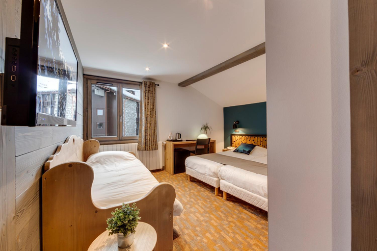 Bedroom 2, La Galise, Savoie