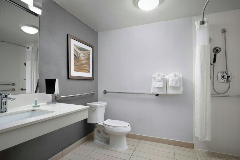 Bathroom 5, Courtyard by Marriott Fort Myers Cape Coral, Lee
