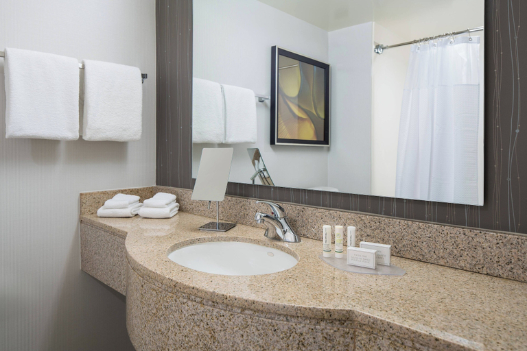 Bathroom 2, Courtyard by Marriott Foothill Ranch Irvine East/Lake Forest, Orange
