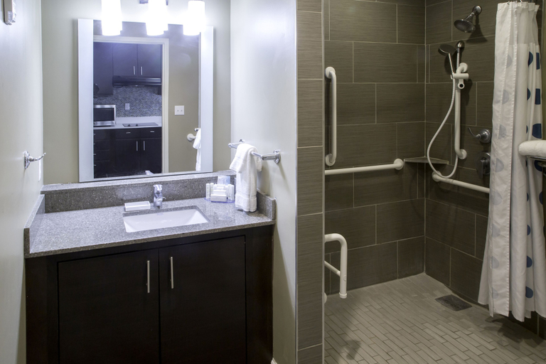 Bathroom 5, TownePlace Suites Oxford, Lafayette