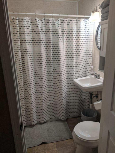Bedroom 3, Burrel Avenue Apartments, Griggs
