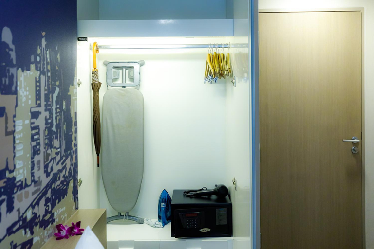 Bedroom 30