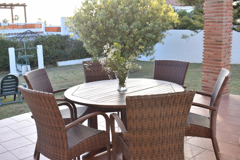Others 3, Villa Maria Elena, en Fuente del Gallo, Cádiz