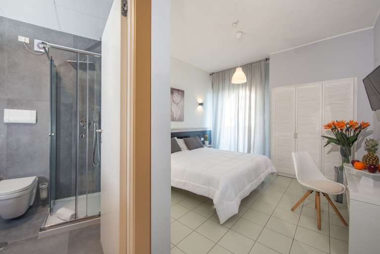 Bedroom 3, Hotel Club Eloro, Syracuse