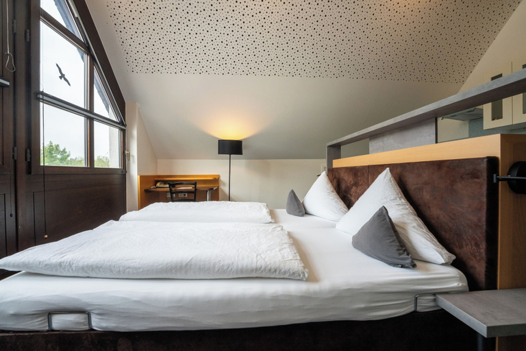 Bedroom 19