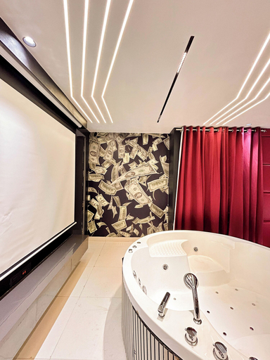 Bathroom 4, Orsom Stays Sassy - Sector 42, Gurgaon