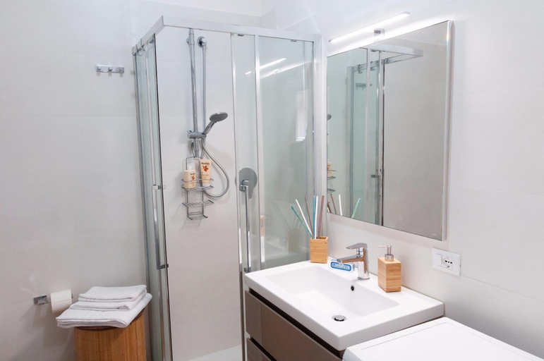 Others 2, Novatek Apartment B&B, Chieti