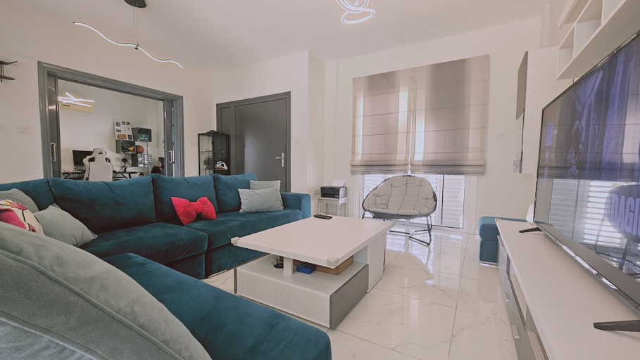 Room 4, 131 VOR - Stay M L Villa, Larnaca