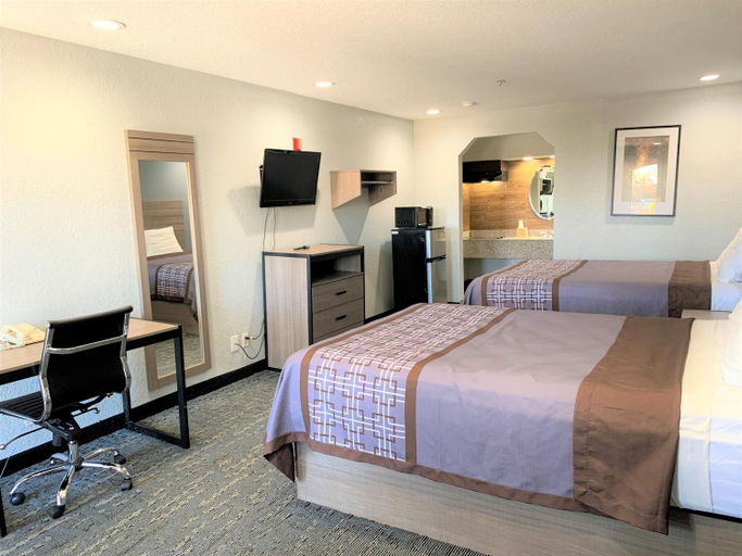 Bedroom 3, Sunrise Inn & Suites, Houston