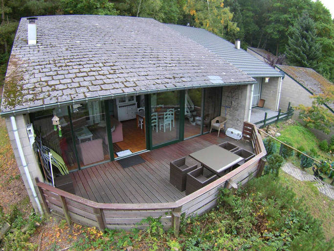 Exterior & Views 2, Bungalow With View Near Coo, Liège