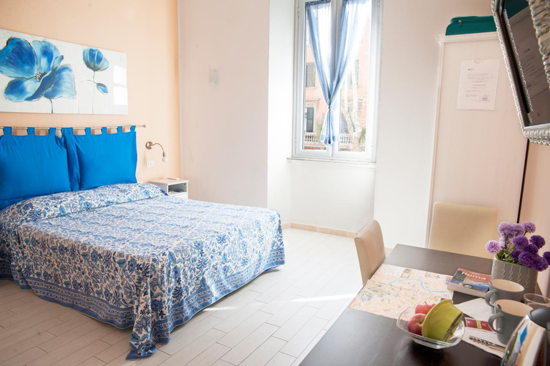 Others 5, Merulana Suite, Rome