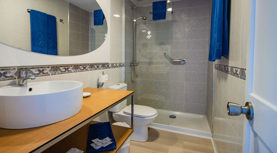 Bathroom 5, Servatur Green Beach, Las Palmas