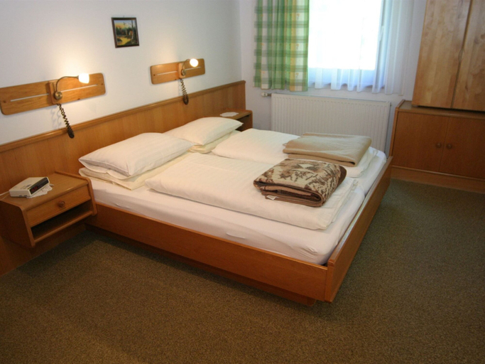 Bedroom 3, Cozy Apartment near Ski Area in Bad Kleinkirchheim, Spittal an der Drau