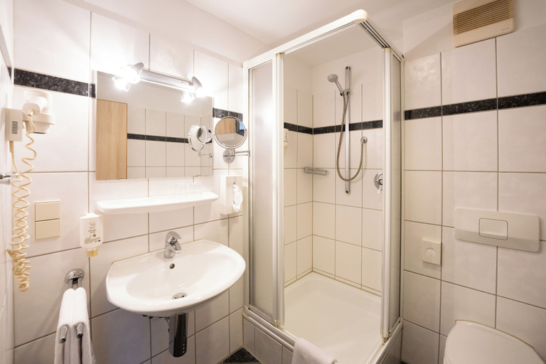 Bathroom 7