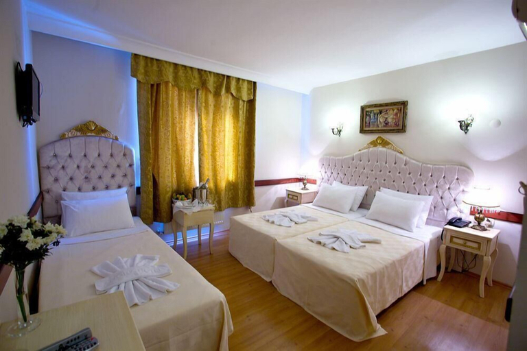 Bedroom 2, Adora Hotel, Fatih