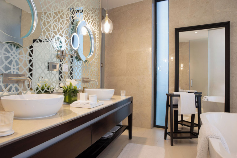 Bathroom 15