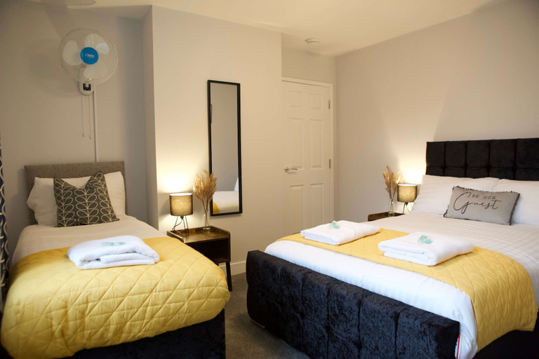 Bedroom 3, The Mancunian The Gathering Sale, Trafford