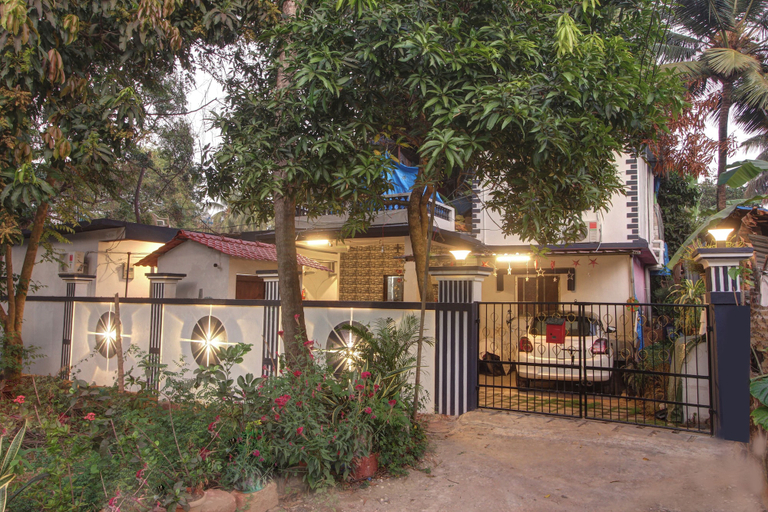 Exterior & Views 2, Shellys Hideout Inn, North Goa