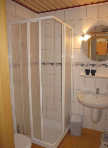Bathroom 2, Buschsand Lee Comfortable Holiday Residence, Dithmarschen