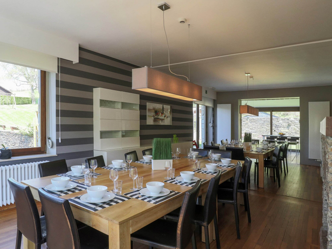 Food & Drinks 4, Modern Mansion in Vielsalm with Sauna and Private Pool, Luxembourg