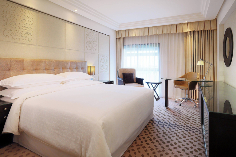 Bedroom 3, Sheraton Lagos Hotel, Kosofe