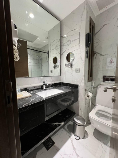 Bathroom 2, Violet Al Shisha Hotel, Makkah