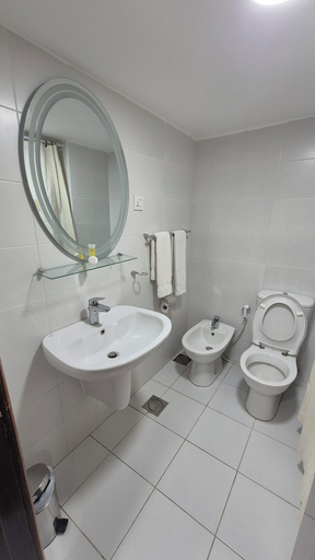 Bathroom 5, Le Vendôme Hotel, Wadi Essier