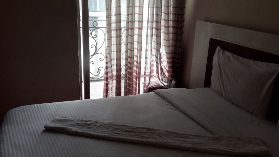 Others 3, Yomi Hotel, Addis Abeba