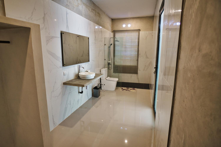 Bathroom 3, The Valley Villa Senggigi, Lombok