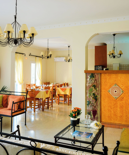Food & Drinks 5, Karidis, South Aegean