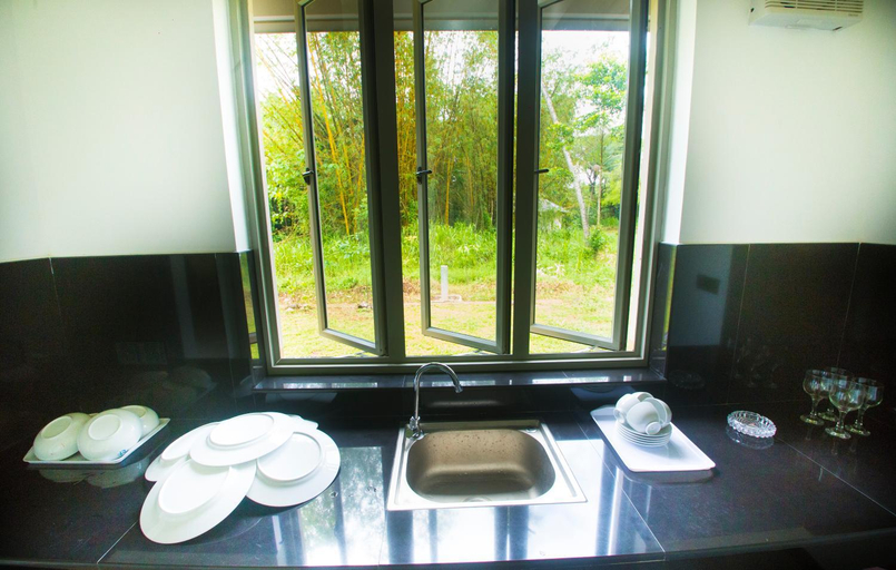 Others 5, Debaraliyadda Estate, Pannala