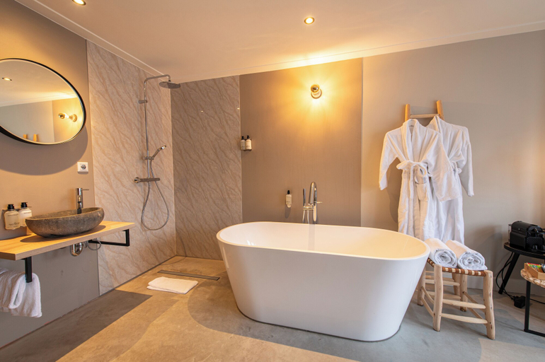 Bathroom 3, Boutiquehotel The Church, Arnhem
