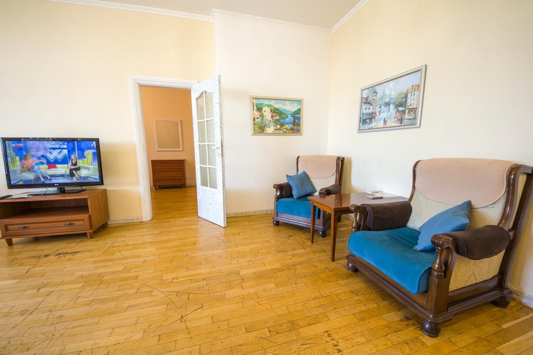 Others 4, DayFlat Apartments Maidan Area, Shevchenkivs'kyi