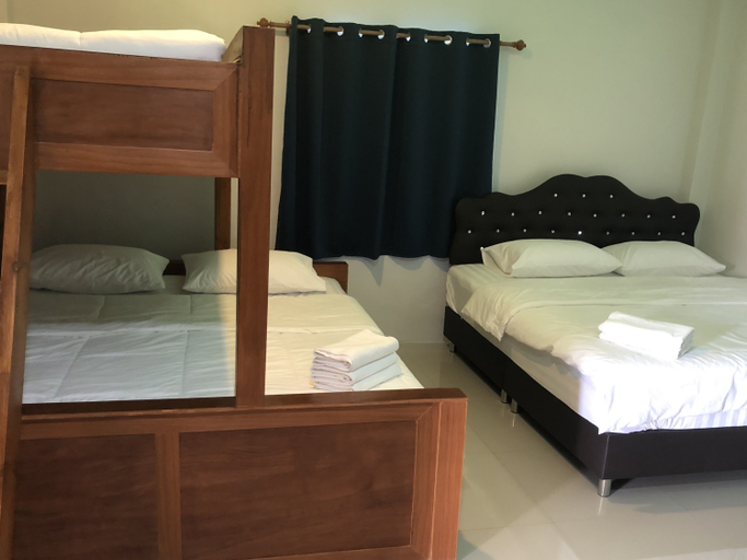 Bedroom 4, Suksabai Raiwan and Pool Villa, Bang Lamung