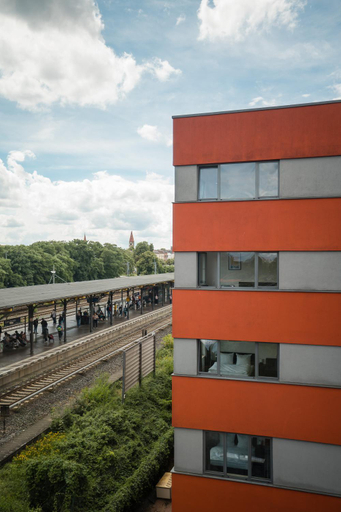 Others 4, Apartmenthaus Berlin Neukolln, Berlin