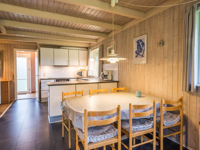 Others 5, 6 Person Holiday Home in Henne, Varde