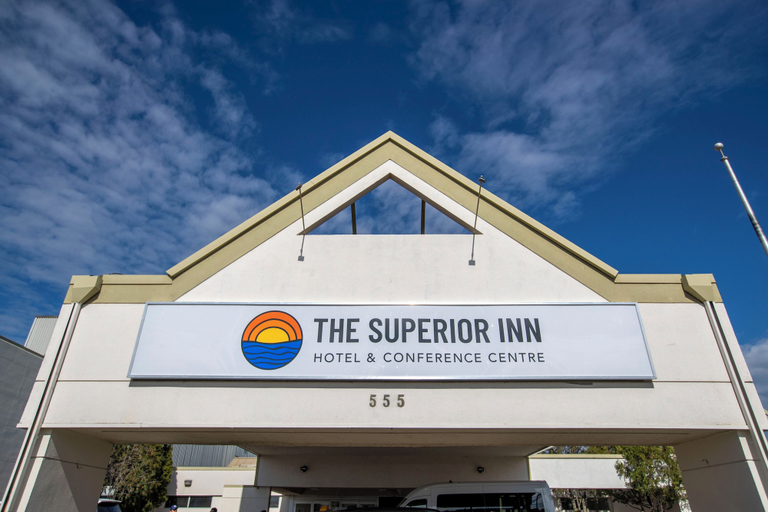 Exterior & Views 2, Superior Inn Hotel and Conference Centre Thunder Bay, Thunder Bay