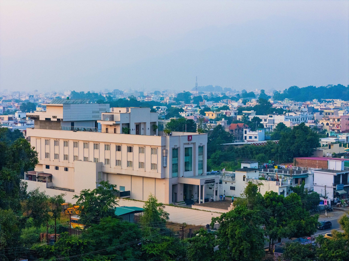 Exterior & Views 2, Hotel Blue Saphire Countryside, Nainital