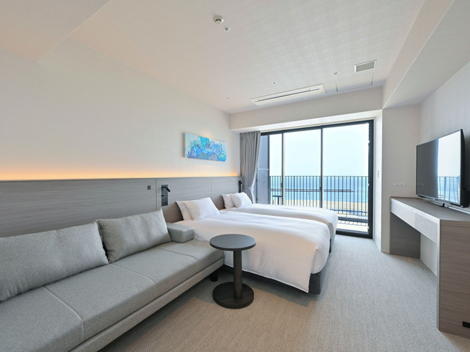 Bedroom 4, Kobe Suma Sea World Hotel, Kobe