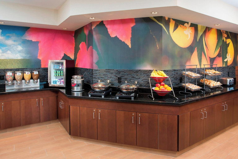 Food & Drinks 5, Fairfield Inn & Suites by Marriott South Bend Mishawaka, Saint Joseph