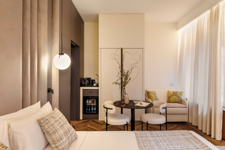 Others 5, LUMERA STAY - Brera, Milano