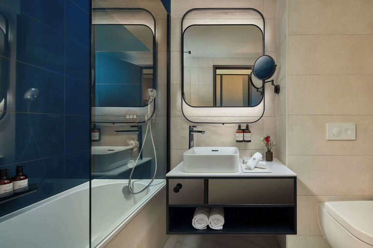 Bathroom 4