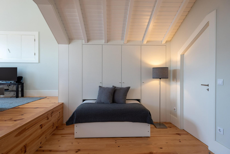 Bedroom 2, Oporto Rooftop Studio by Vacationy, Porto