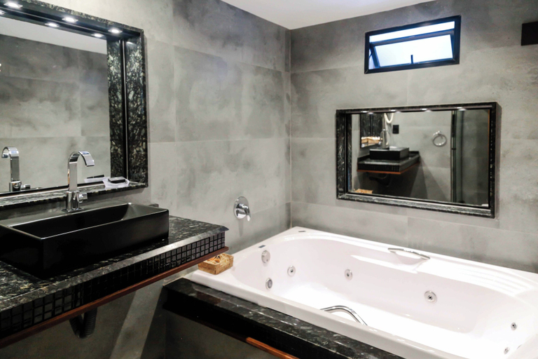 Bathroom 5, Pousada da Torre, Cairu