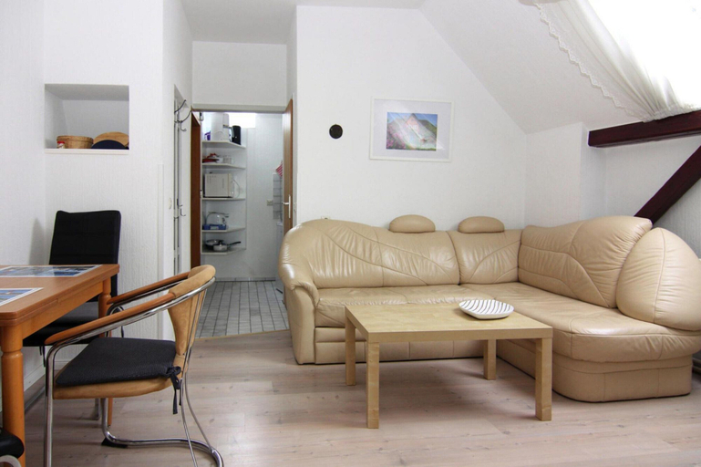 Living room 2, A Holiday Home in Busum With a Barbecue, Dithmarschen
