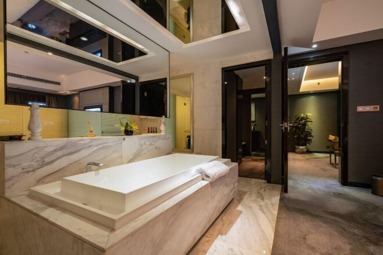 Bathroom 7