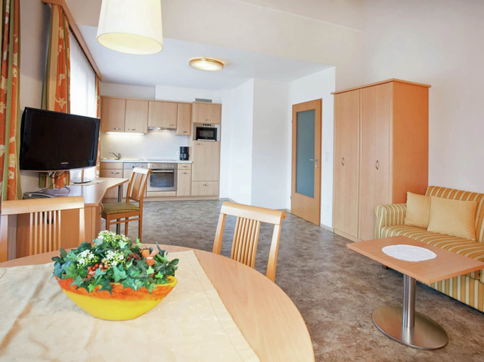 Others 5, Apartment in Kaltenbach Near Ski Lift, Schwaz