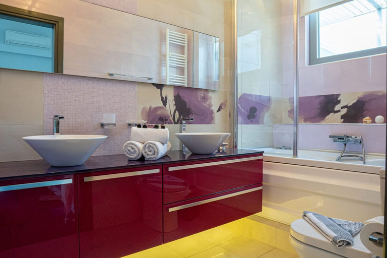 Room 4, Pink Rose Beachfront Villa, Crete